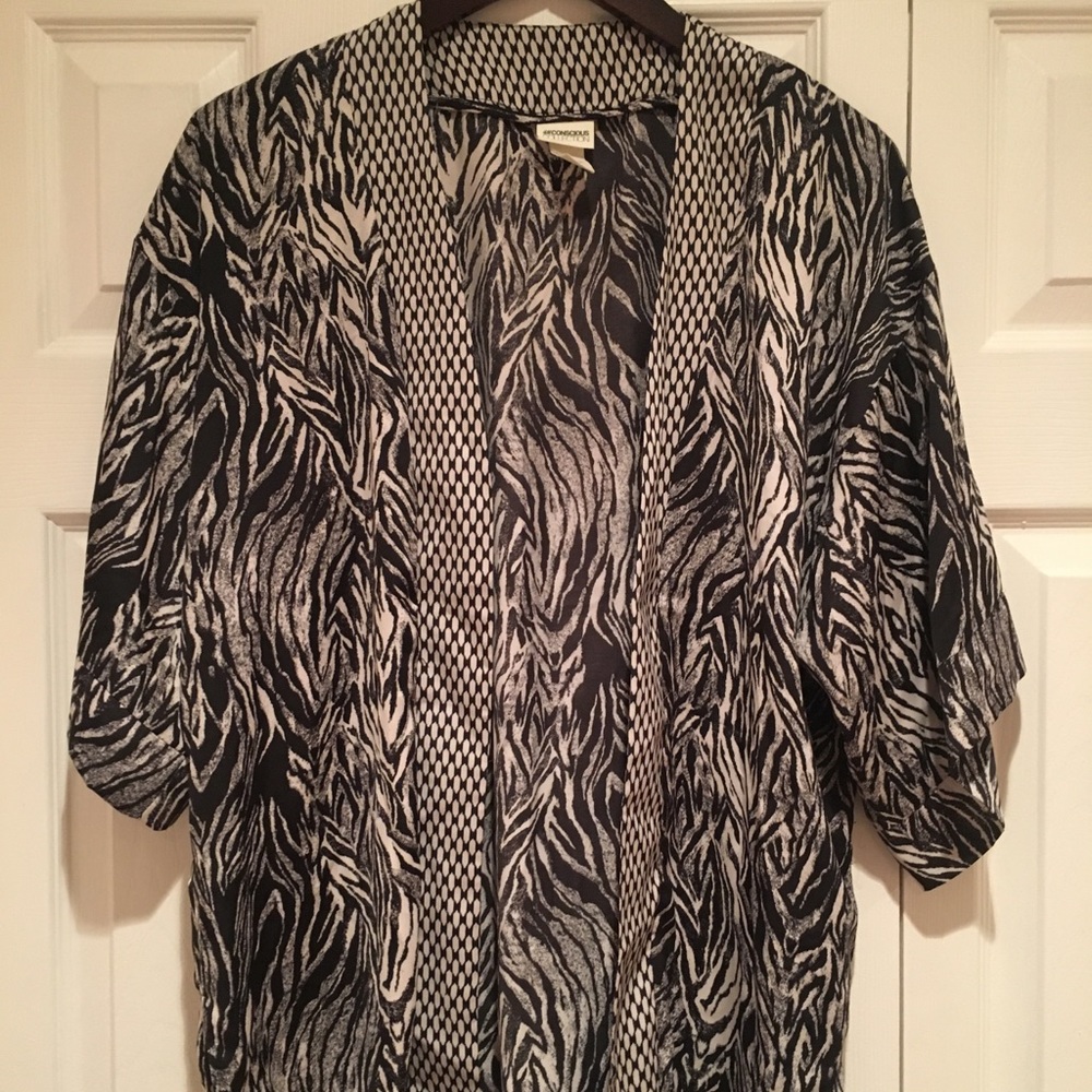 NWOT H&M Zebra Print Kimono